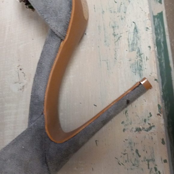 Charlotte Russe Gray, Pointed Toe, Ruffle Strap, Zip Back Heels - Picture 15 of 15